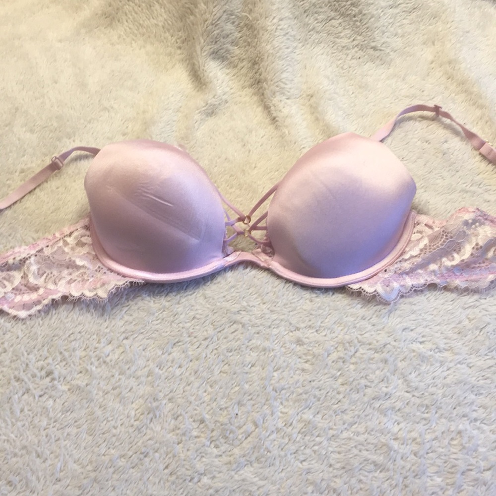 32D pink lasenza bra